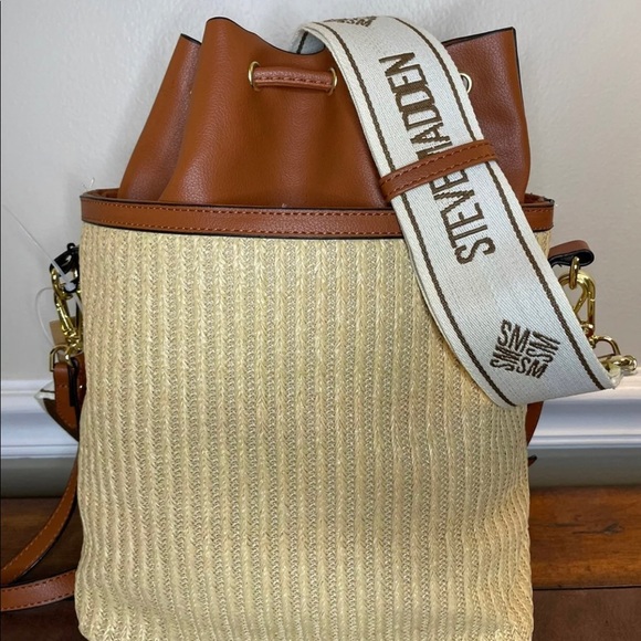 Steve Madden tote - Picture 3 of 5